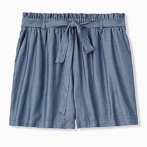 NWT Paper bag waist chambray shorts